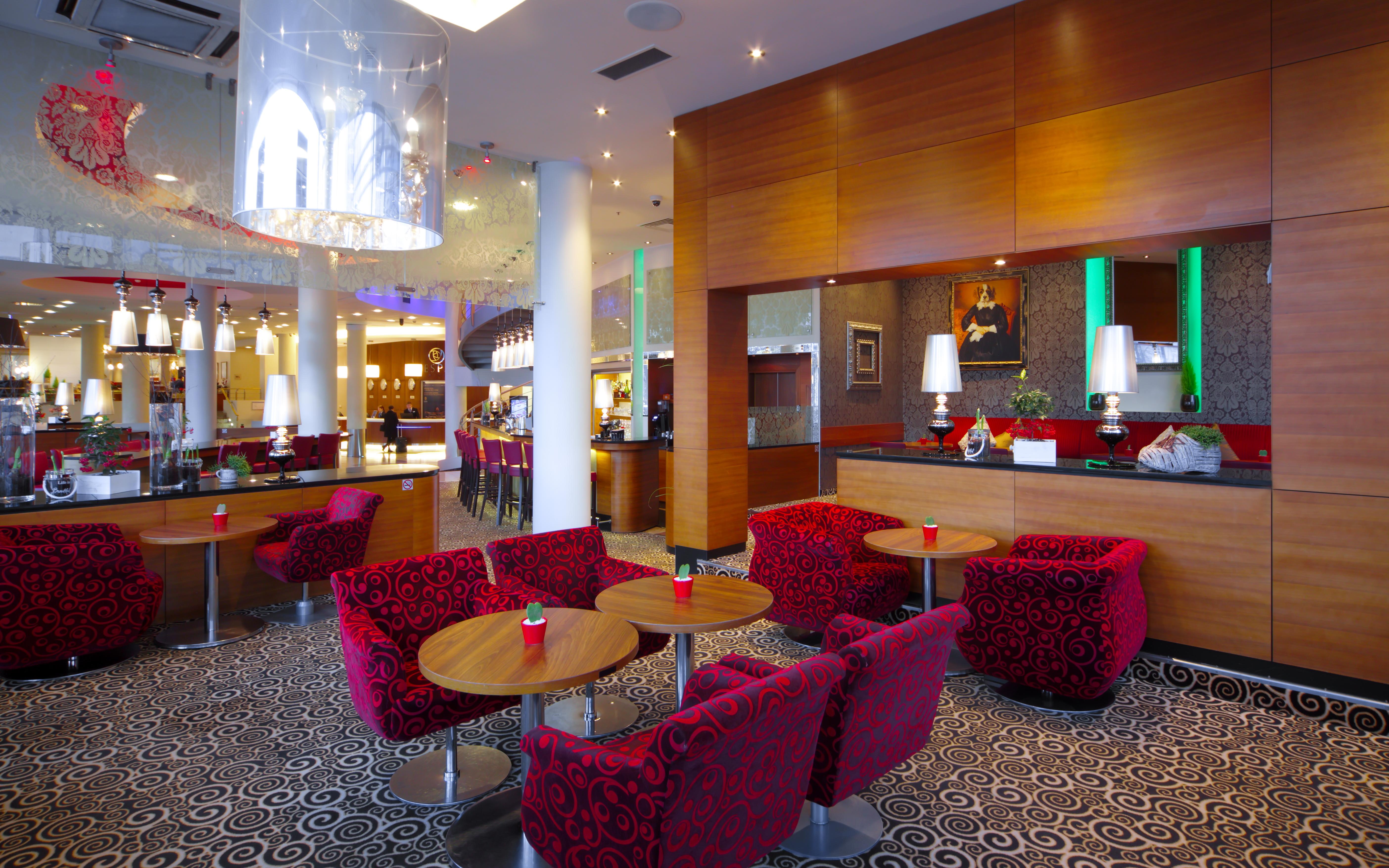 Radisson Blu Latvija Conference & Hotel, Khách sạn 4*