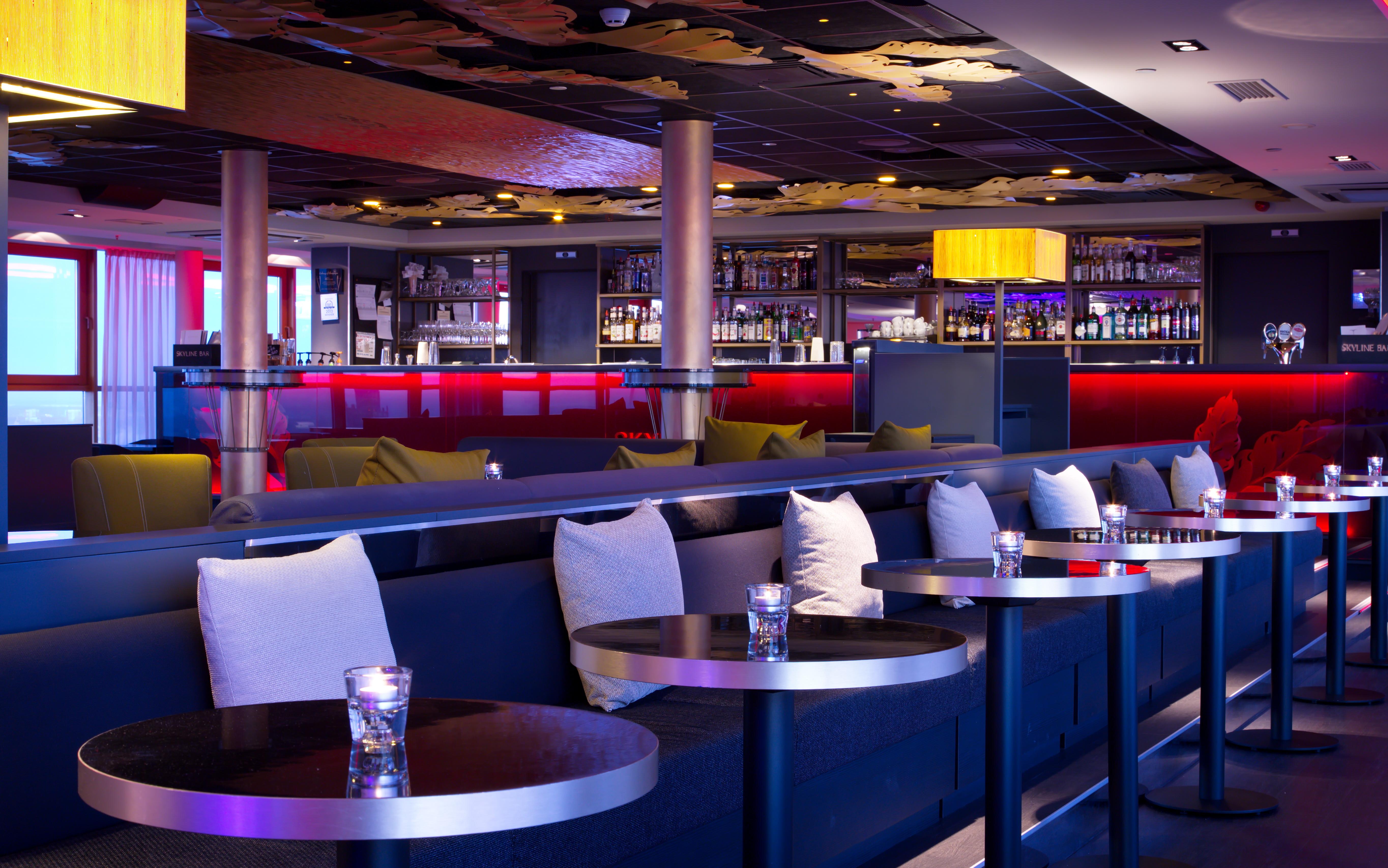 Radisson Blu Latvija Conference & Hotel, Khách sạn 4*